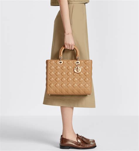 tan dior bag